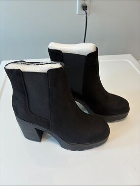 SODA NEW WITHOUT BOX Black Suede Block Heel Ankle Boots - Women 8.5